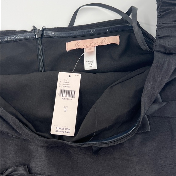 Hutch Black Off-Shoulder Dress whimsigoth bows feminine LBD valentine S NWT - Picture 5 of 10